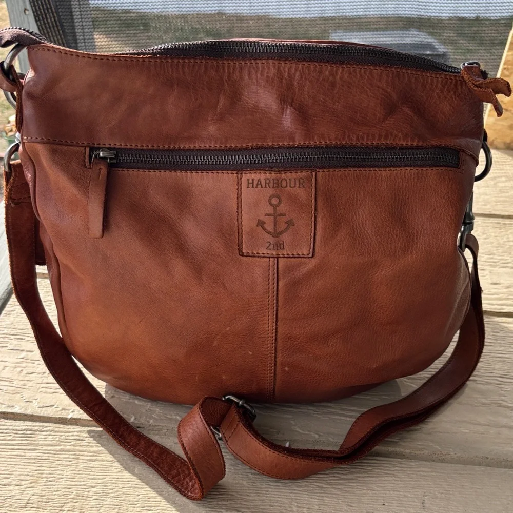 Harbour 2nd leather shoulder and crossbody bag - Picture 13 of 15